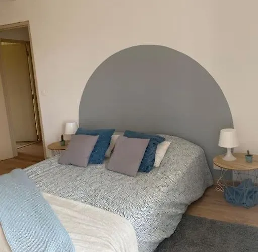 Maison De Village